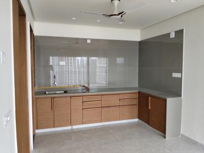Kitchen Image of 1800 Sq.ft 3 BHK Apartment / Flat for rent in Golden Swarnim Sky, Ognaj Ahmedabad for Rs. 24000