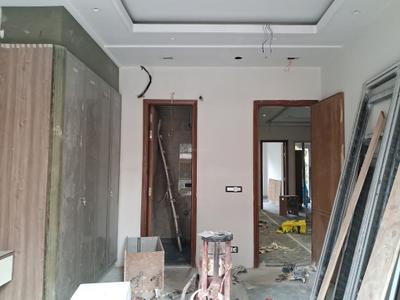 Bedroom Image of 1800 Sq.ft 3 BHK Builder Floor for sale in Paschim Vihar New Delhi for Rs. 37000000