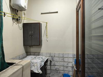 Bathroom Image of 2250 Sq.ft 2 BHK Builder Floor for rent in Sector 31 Faridabad for Rs. 35000