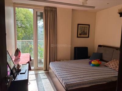 Bedroom Image of 1800 Sq.ft 3 BHK Builder Floor for sale in Sarvodaya Enclave New Delhi for Rs. 53500000