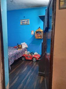 Bedroom Image of 700 Sq.ft 2 BHK Apartment / Flat for sale in Jahangirpuri New Delhi for Rs. 3500000