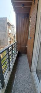 Balcony Image of 850 Sq.ft 2 BHK Builder Floor for sale in Vikaspuri New Delhi for Rs. 14000000