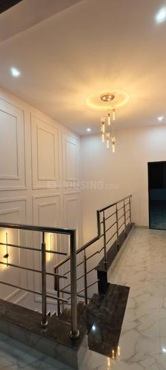 Chinhat Main Image 1