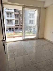 Bedroom Image of 1350 Sq.ft 3 BHK Apartment / Flat for rent in Puri AP Wonder, Sector 5 Rohini New Delhi for Rs. 40000