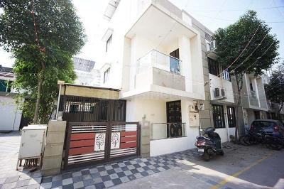 Building Image of 1350 Sq.ft 4 BHK Independent House for sale in Hanspura Ahmedabad for Rs. 22500000