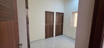 Bedroom Image of 1200 Sq.ft 3 BHK Builder Floor for rent in Koyambedu Chennai for Rs. 37500