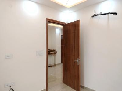Bedroom Image of 1350 Sq.ft 3 BHK Builder Floor for sale in BPTP District, Sector 81 Faridabad for Rs. 17000000