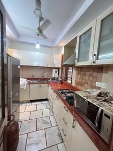 Kitchen Image of 1600 Sq.ft 3 BHK Builder Floor for rent in Safdarjung Enclave New Delhi for Rs. 90000