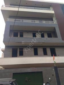 Image of 6000 Sq.ft 3 BHK Builder Floor for sale in Vivek Vihar, New Delhi for Rs. 31900000