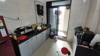 Kitchen Image of 900 Sq.ft 2 BHK Apartment / Flat for sale in Chembur Mumbai for Rs. 16500000