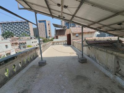 Balcony Image of 4050 Sq.ft 3 BHK Independent House for sale in Thaltej Ahmedabad for Rs. 43000000