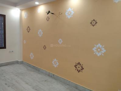 Hall Image of 850 Sq.ft 2 BHK Builder Floor for rent in Preet Vihar New Delhi for Rs. 21000