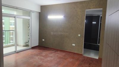 Bedroom Image of 3302 Sq.ft 3 BHK Apartment / Flat for rent in Parx Laureate, Sector 108 Noida for Rs. 90000