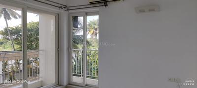 Balcony Image of 2250 Sq.ft 3 BHK Apartment / Flat for sale in Aluva Kochi for Rs. 13500000