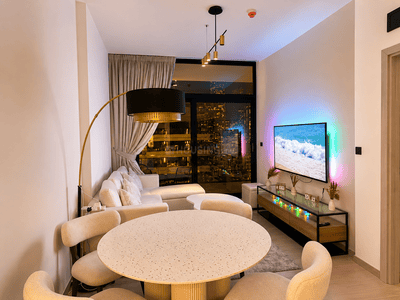 Living Room Image of 646 Sq.ft 1 BHK Apartment / Flat for sale in Jumeirah Village Dubai for Rs. 27332613