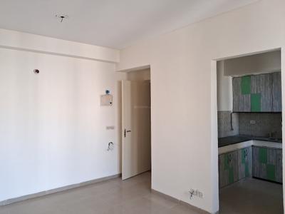 Living Room Image of 950 Sq.ft 2 BHK Apartment / Flat for sale in Jaypee Kosmos, Sector 134 Noida for Rs. 7800000