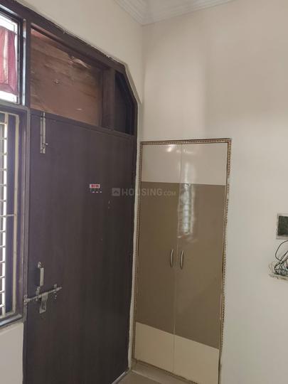 Juhi Kalan, Saket Nagar Bedroom 1