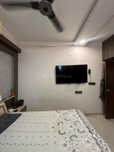 Bedroom Image of 2115 Sq.ft 3 BHK Apartment / Flat for sale in Bodakdev Ahmedabad for Rs. 16000000