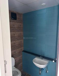 Bathroom Image of 500 Sq.ft 1 BHK Apartment / Flat for rent in Lodha Quality Home, Thane West Thane for Rs. 24000