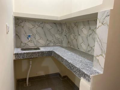 Kitchen Image of 380 Sq.ft 1 RK Apartment / Flat for rent in Sector 44 Noida for Rs. 12000