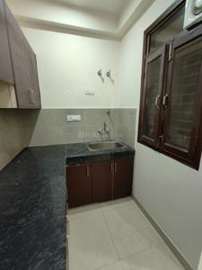 Kitchen Image of 600 Sq.ft 1 BHK Builder Floor for rent in Palam Vihar Extension Gurgaon for Rs. 17500