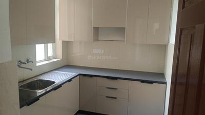Kitchen Image of 2826 Sq.ft 3 BHK Builder Floor for rent in Unitech Nirvana Country, Sector 50 Gurgaon for Rs. 55000