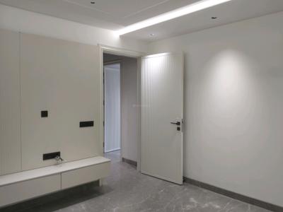 Bedroom Image of 4050 Sq.ft 4 BHK Builder Floor for sale in Model Town New Delhi for Rs. 85000000