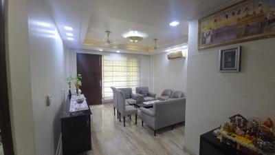 Living Room Image of 2500 Sq.ft 4 BHK Builder Floor for sale in Rajouri Garden New Delhi for Rs. 40000000