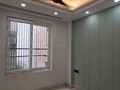 Bedroom Image of 1350 Sq.ft 3 BHK Builder Floor for sale in Paschim Vihar New Delhi for Rs. 26000000