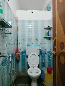 Bathroom Image of 620 Sq.ft 2 BHK Apartment / Flat for sale in Sapno Puron Residency, Kaikhali Kolkata for Rs. 3300000