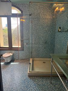 Bathroom Image of 6500 Sq.ft 7 BHK Independent House for sale in New Friends Colony New Delhi for Rs. 245000000