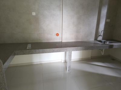 Kitchen Image of 1080 Sq.ft 2 BHK Apartment / Flat for sale in Magarpatta City Pune for Rs. 12500000
