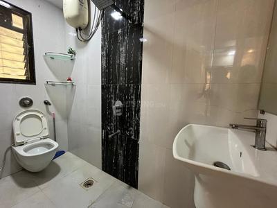 Bathroom Image of 1400 Sq.ft 3.5 BHK Apartment / Flat for sale in Duplex Heights, Andheri West Mumbai for Rs. 36500000