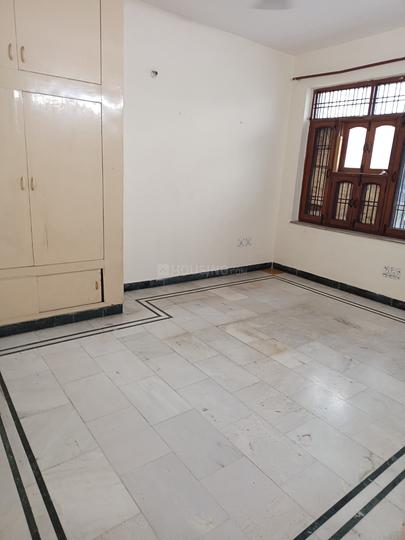 Sector 31 Bedroom 1