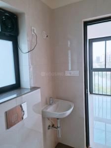 Bathroom Image of 500 Sq.ft 1 BHK Apartment / Flat for sale in Duville Riverdale Suites, Kharadi Pune for Rs. 6400000