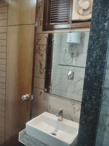 Image of 1350 Sq.ft 3 BHK Builder Floor for sale in Kirti Nagar, New Delhi for Rs. 24000000