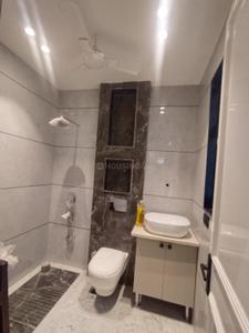 Bathroom Image of 2420 Sq.ft 4 BHK Builder Floor for sale in Ansal Versalia, Sector 67 Gurgaon for Rs. 28200000