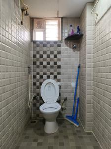 Common Bathroom Image of 1185 Sq.ft 2 BHK Apartment / Flat for rent in Meenakshi North Avenue, Sampigehalli Bengaluru for Rs. 35000