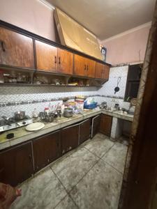 Kitchen Image of 900 Sq.ft 3 BHK Builder Floor for rent in RWA Indra Vikas Colony, Mukherjee Nagar New Delhi for Rs. 25000
