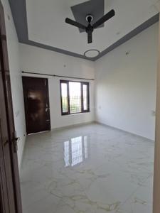 Living Room Image of 1800 Sq.ft 2.5 BHK Builder Floor for rent in Model Town Bathinda for Rs. 15000