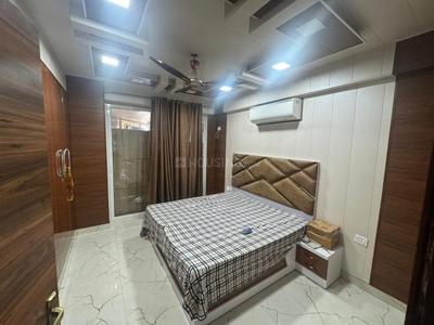 Bedroom Image of 2700 Sq.ft 4 BHK Apartment / Flat for sale in Mahagun Mascot, Crossings Republik Ghaziabad for Rs. 16000000