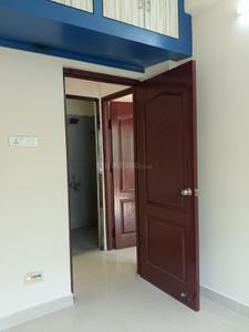 Bedroom Image of 600 Sq.ft 2 BHK Apartment / Flat for rent in Medavakkam Chennai for Rs. 17000