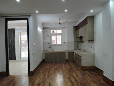 Living Room Image of 1300 Sq.ft 3 BHK Builder Floor for sale in DDA Freedom Fighters Enclave, Said-Ul-Ajaib New Delhi for Rs. 7000000