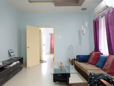 Living Room Image of 1130 Sq.ft 2 BHK Apartment / Flat for sale in Jadavpur Kolkata for Rs. 7500000