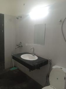 Bathroom Image of 930 Sq.ft 2 BHK Apartment / Flat for rent in Gaursons Atulyam, Omicron I Greater Noida Greater Noida for Rs. 18000