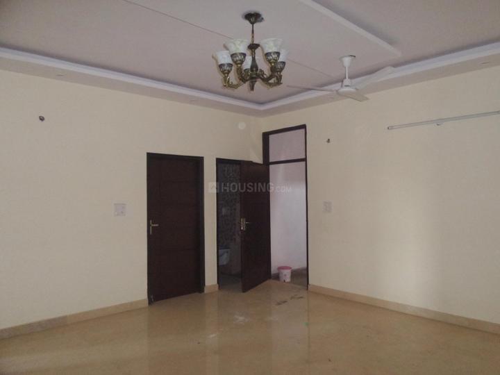 3 BHK 1350 Sqft Flat for sale at Green Field Colony, Faridabad