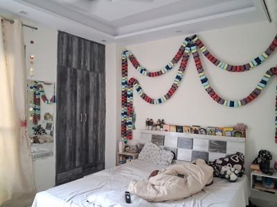 Bedroom Image of 1250 Sq.ft 3 BHK Builder Floor for sale in Ramesh Nagar New Delhi for Rs. 25000000
