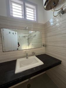 Bathroom Image of 2300 Sq.ft 4 BHK Builder Floor for rent in Niveditha Nagar Mysore for Rs. 48000