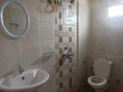 Bathroom Image of 1025 Sq.ft 2 BHK Apartment / Flat for rent in Thirupalya Bengaluru for Rs. 26000