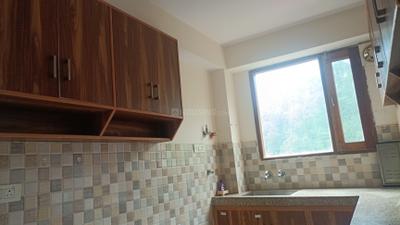 Kitchen Image of 980 Sq.ft 1 BHK Apartment / Flat for rent in Tutikandi Shimla for Rs. 15000